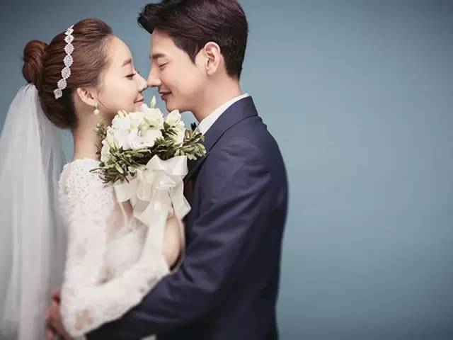 拍婚纱照选片后悔加钱,婚纱照选片如何列价格