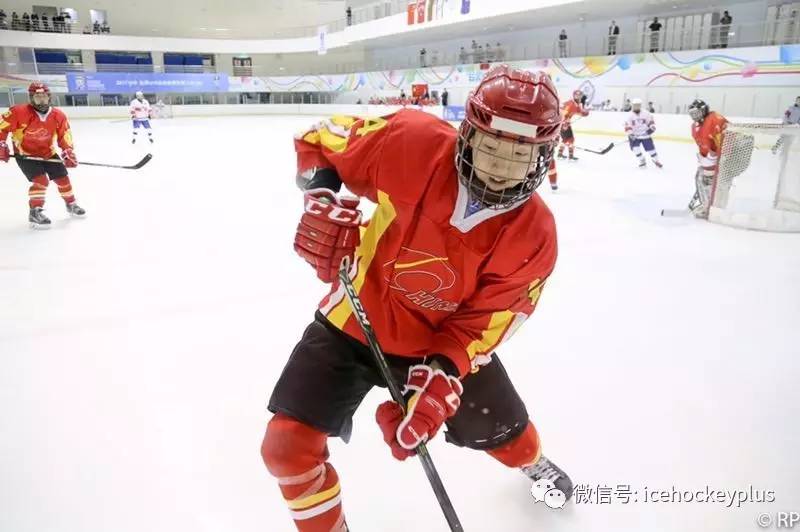 u18锦标赛中国冰球比赛的回放,u8冰球中国vs瑞典