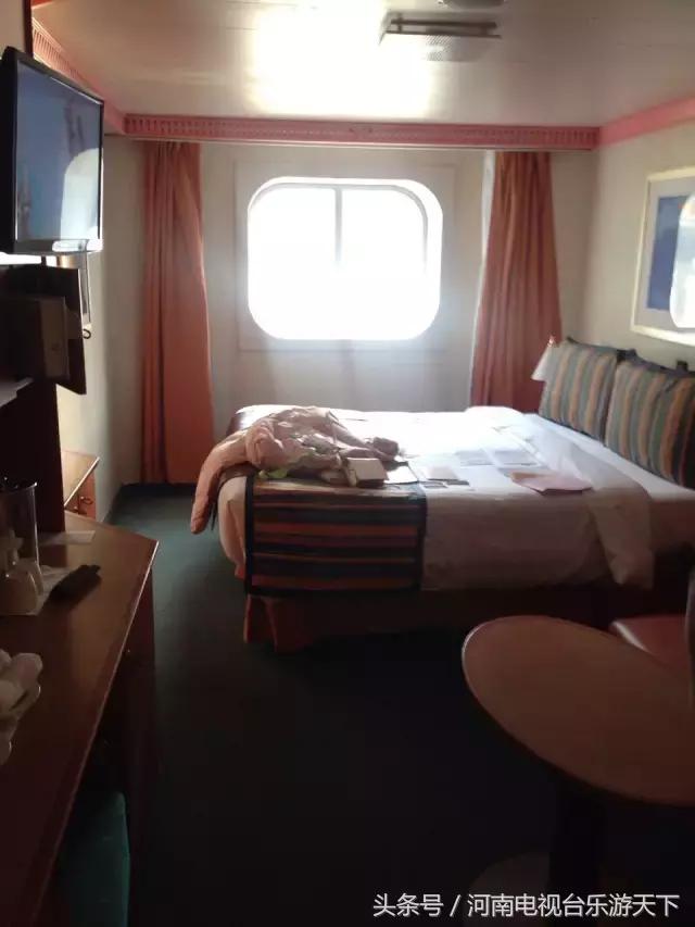 游轮发生什么事,游轮上的夜生活