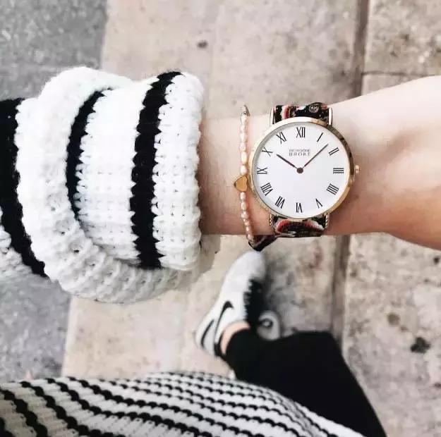 dw手表复古小方表,dw新款腕表