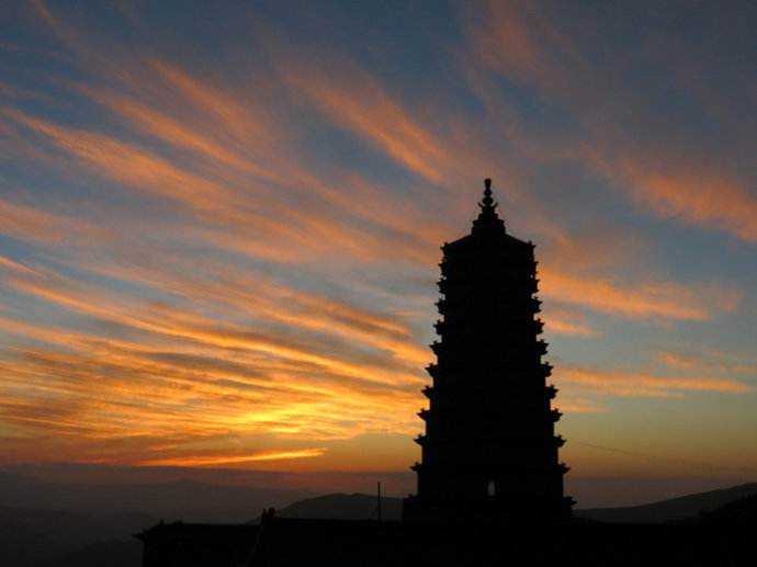 五台山狮子窝七层舍利琉璃塔,五台山最高的塔