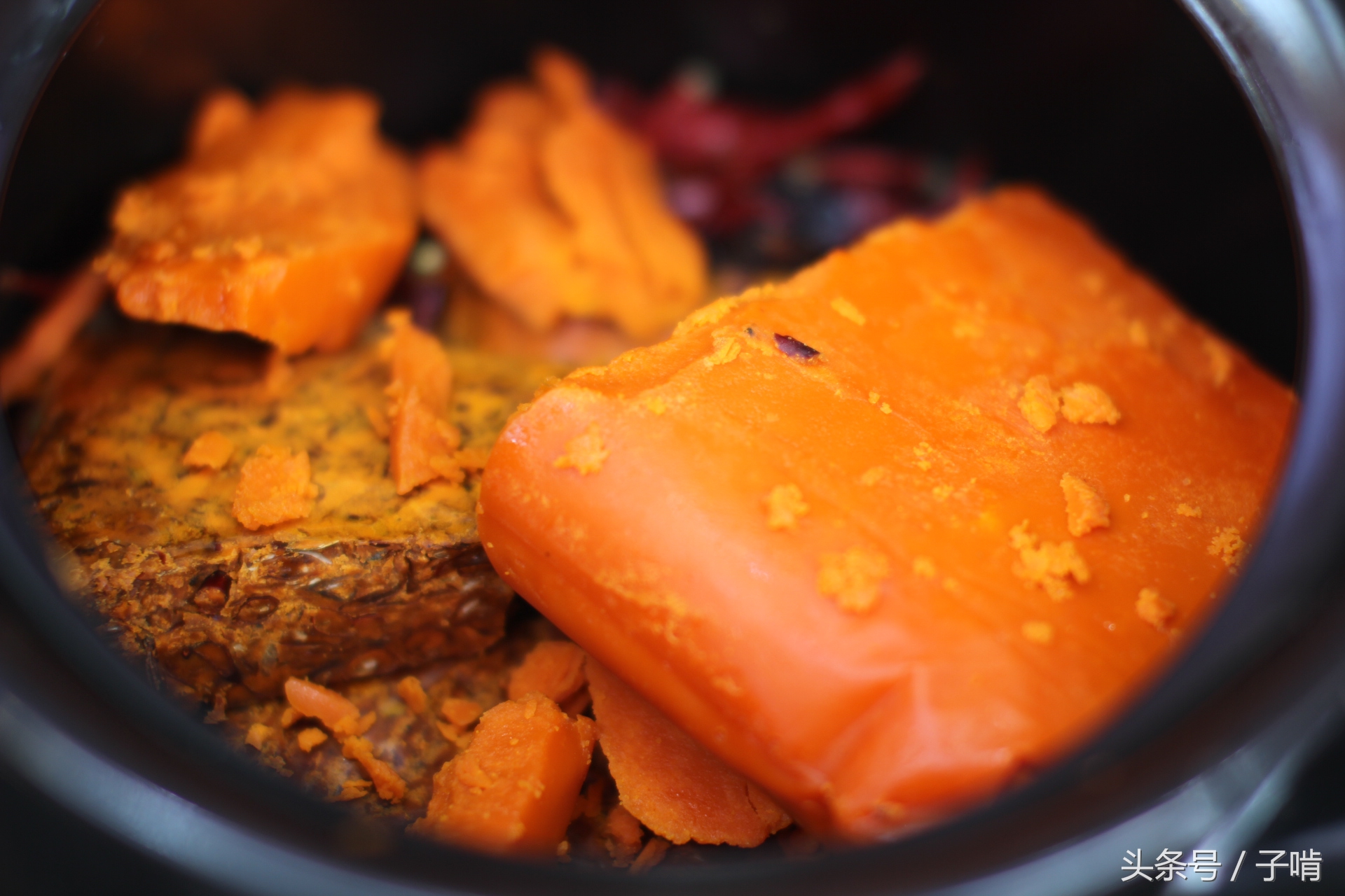 10块钱三个鸡爪,一包十几块的火锅鸡爪