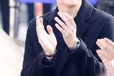 手控党的手长什么样子,手控党手背