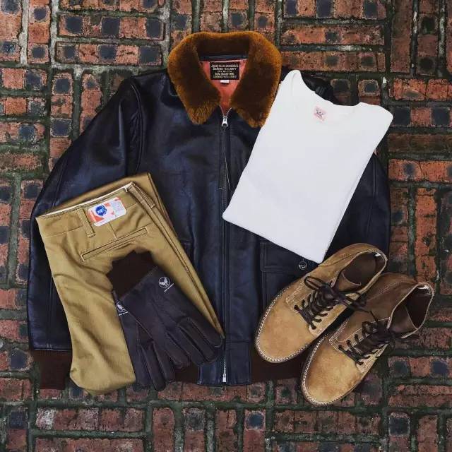 娼潵娼叮鏈嶉グ,娼潵娼叮绮惧搧绔ヨ姗辩獥