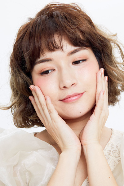 隔离霜用什么工具涂比较好,隔离霜的正确使用步骤