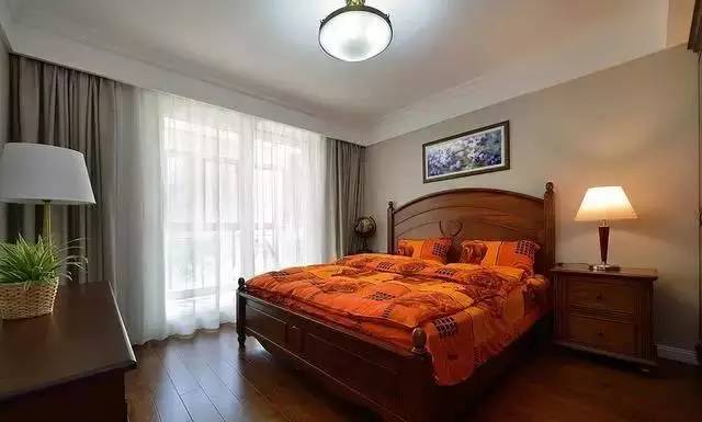 客厅沙发不靠墙的客厅该怎样设计,复式挑空客厅沙发不靠墙背景墙