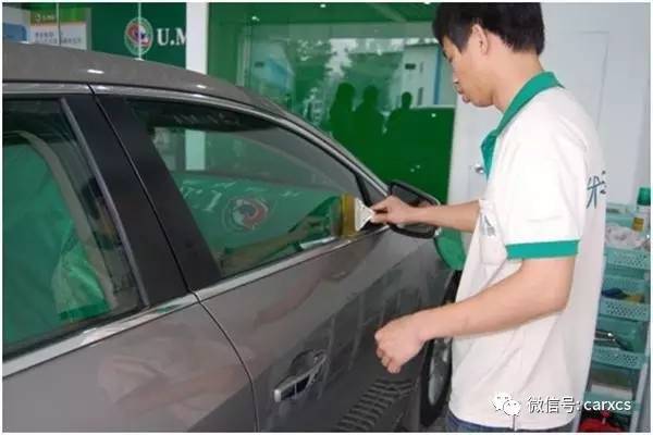 汽车贴膜有什么讲究和忌讳,汽车贴膜要避坑