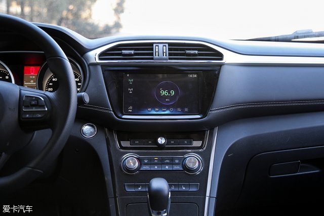 爱卡汽车试驾视频,爱卡suv专业测试