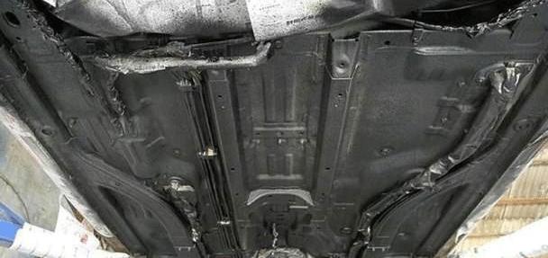 新车有必要做底盘装甲一次多少钱,新车有没有必要做底盘装甲呀