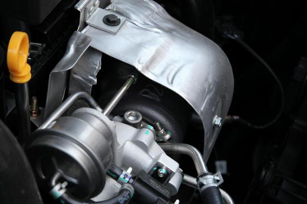 宋楠:甩开套路试驾1.3T北汽幻速S5