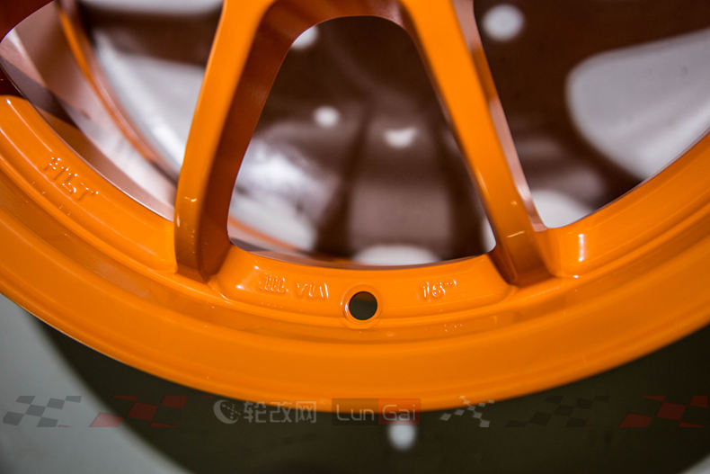 性价比最佳的18寸轻量化轮毂,超轻高级感18寸轮毂