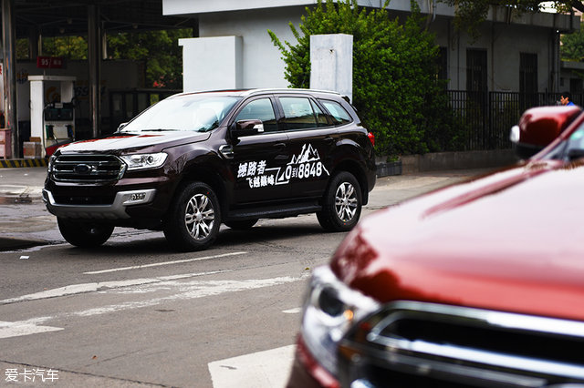 征服珠峰福特撼路者上海队直奔*藏西**！