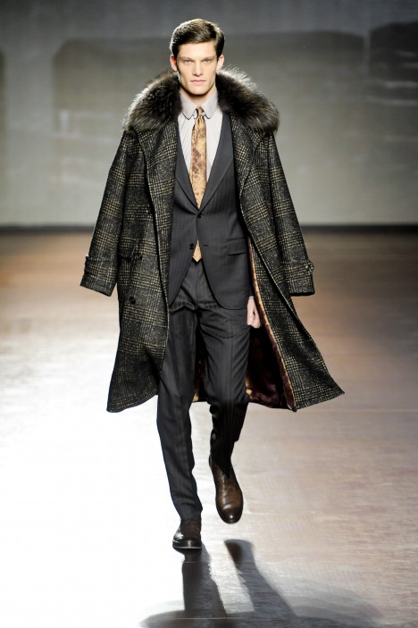 世界十大男装顶级品牌商标,世界男装品牌排行榜前十名