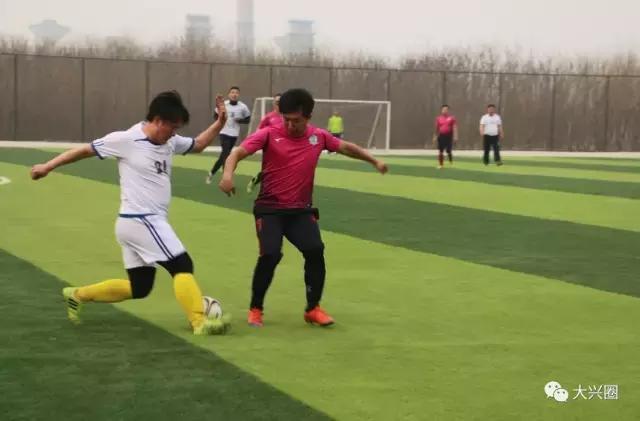 震撼一球！看看大兴青云杯足球联赛就知道中国足球希望大大滴！