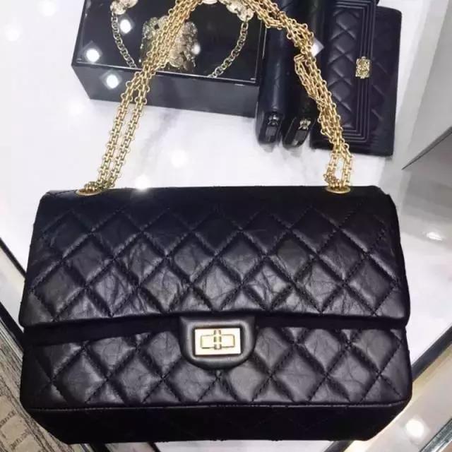 朋友圈装逼回怼,朋友圈装逼失败行为