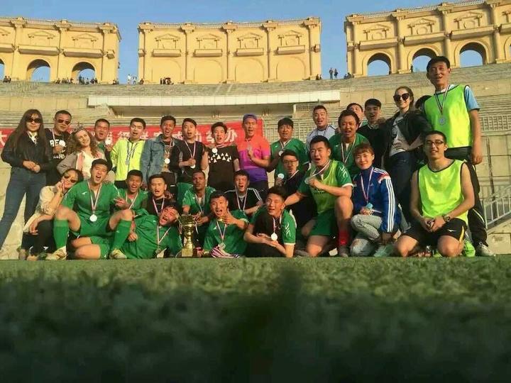 在祖国的西北,在祖国的大西北