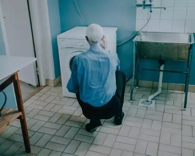 深爱的人最后都要离去,深爱的人走了心空了