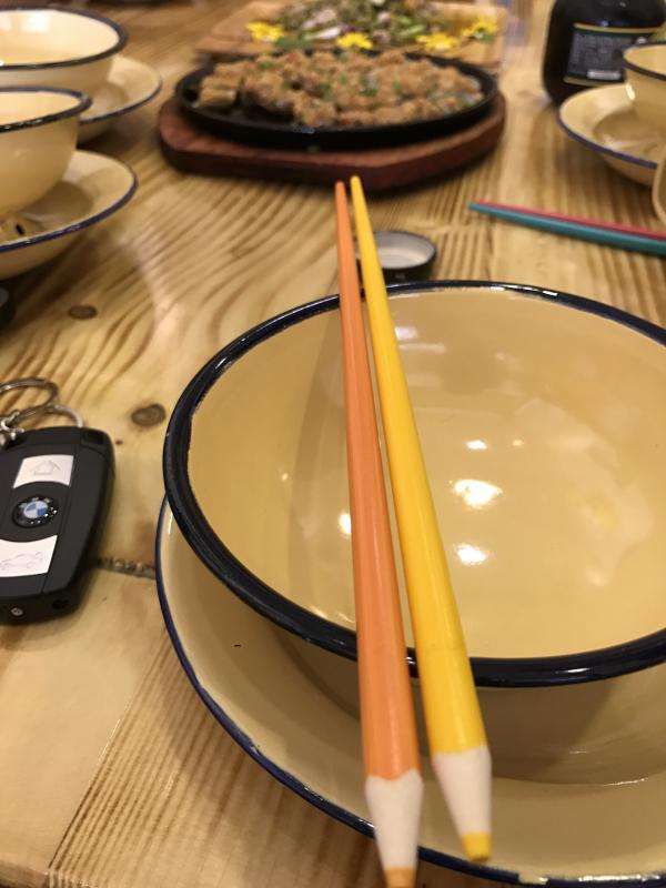 进烤场，还要领个准烤证？！