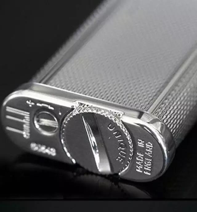 张国荣抽烟旋转打火机,点燃你的高燃时刻