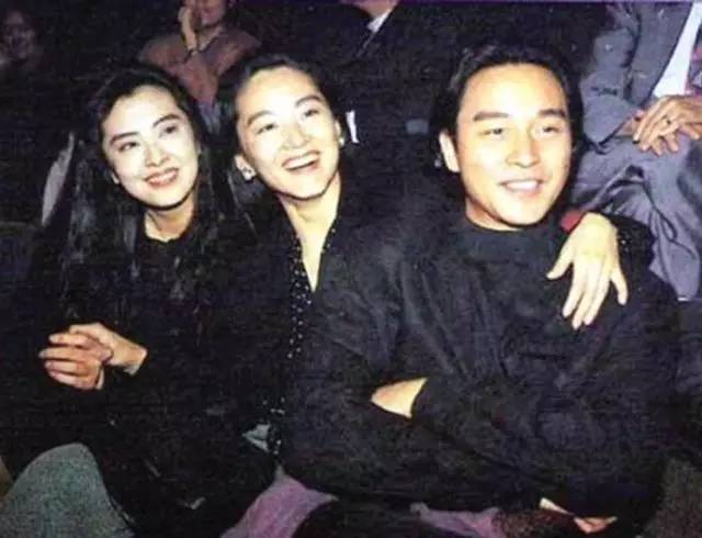 张国荣怀念你的画面,张国荣怀念当初的你