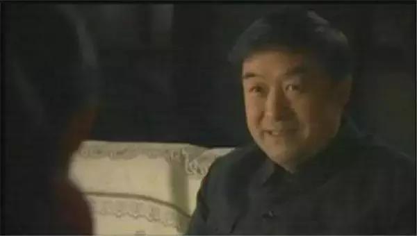 毕业于上戏，影剧音三栖发展，亦正亦邪，被誉为天下第一太监