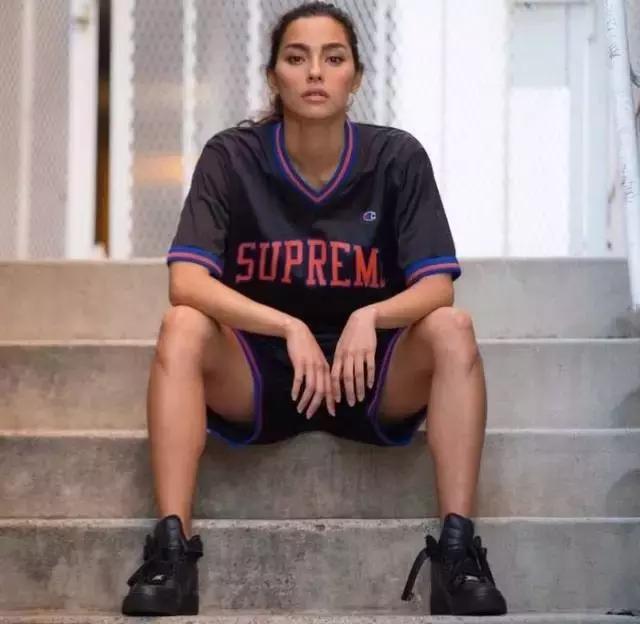 adriannehosupreme,adrianneho李宁