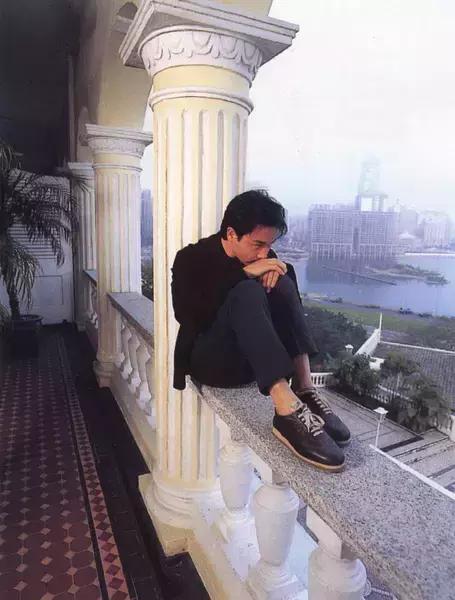 哥哥张国荣的传奇一生,张国荣老照片100张