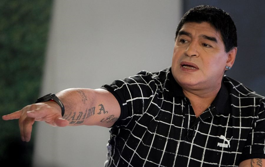 “混球”马拉多纳来华指导校园足球,网友称渣男又来“圈钱”了