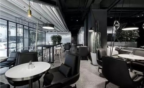 周杰伦网吧最新视频,周杰伦深圳开的高端网吧