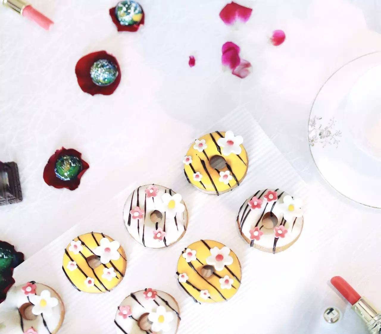 你舍不得花的钱总有人舍得帮你花,以前舍不得花你的钱现在才明白