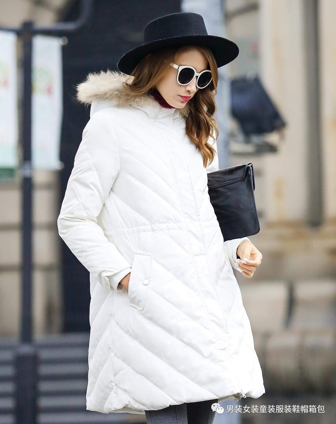 白色羽绒服怎么洗白又干净,白色羽绒服怎么洗最干净