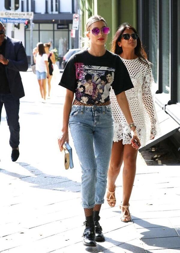 网袜的穿搭技巧 (网袜也能穿出高级感)