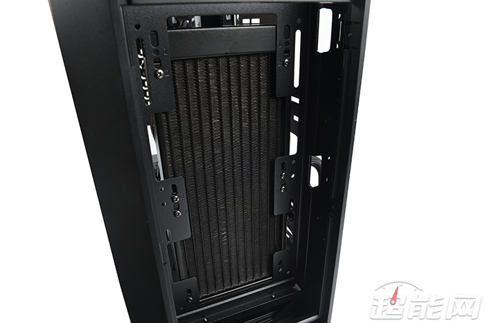 酷冷至尊coolermaster评测,酷冷至尊下压式散热器推荐