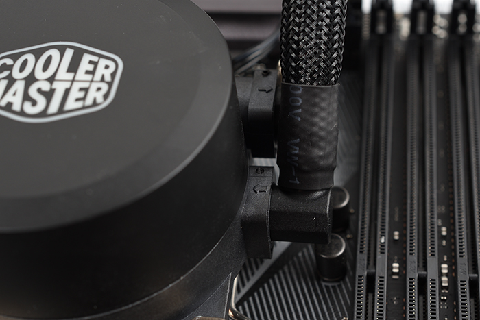 酷冷至尊MasterLiquidLite240散热器评测:初玩水冷之选