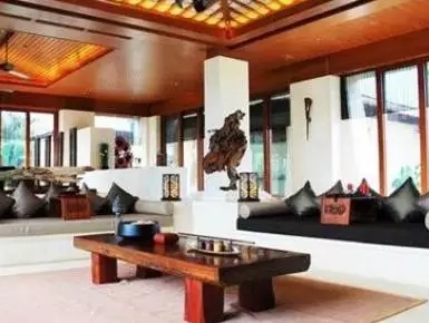 王石许家印完整视频,恒大许家印王石