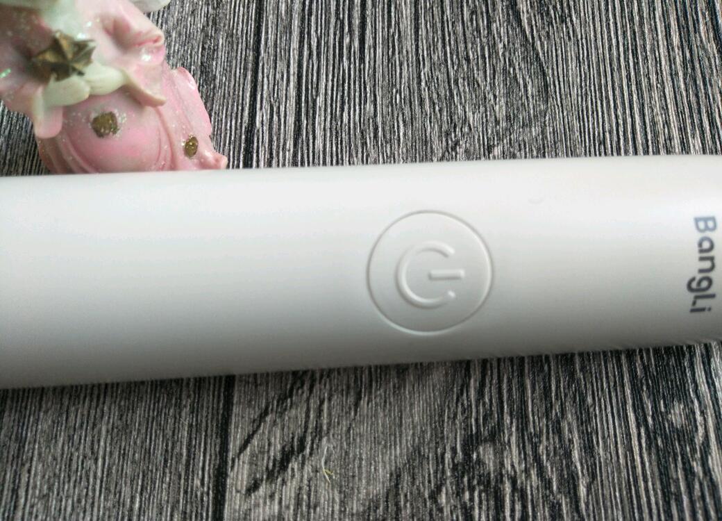 矫正牙齿用什么软毛电动牙刷好,哪一款电动牙刷对牙齿好