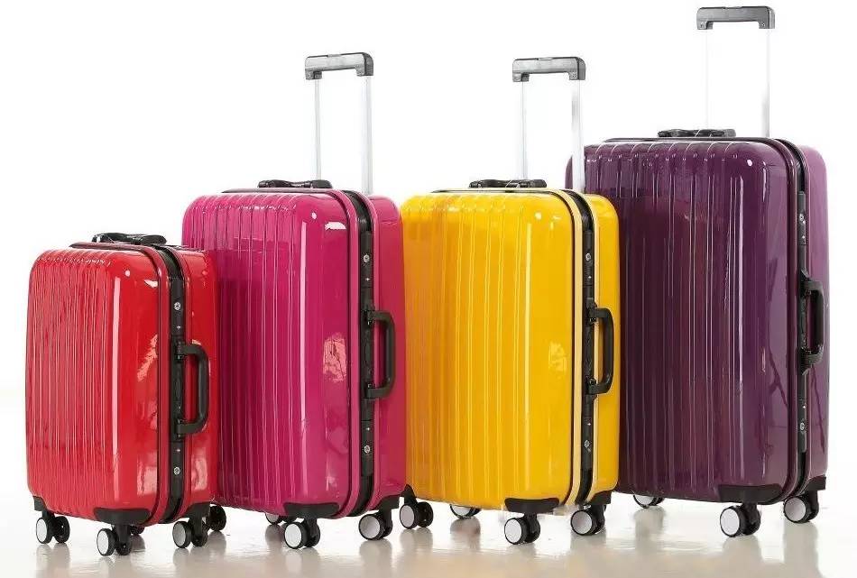 哪种材质的旅行箱比较好,拉杆旅行箱买什么材质的比较实用