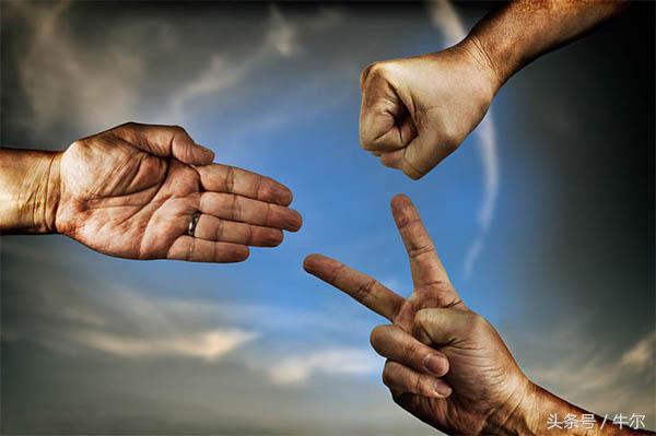 爽肤水和精华液怎么用,爽肤水和精华水都有该怎么用