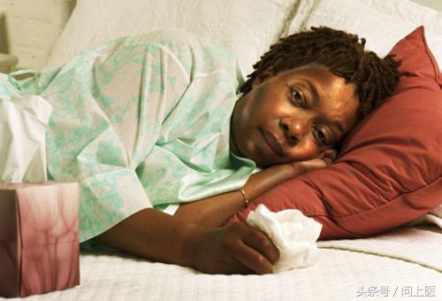 以前不出汗现在开始很容易出汗,为什么有人出汗多有的出汗少