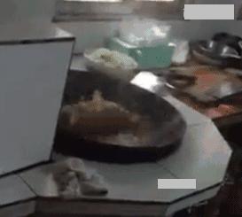 滑板的轮子底里面东西掉了怎么办,滑板的轮子掉了怎么安回去双翘板