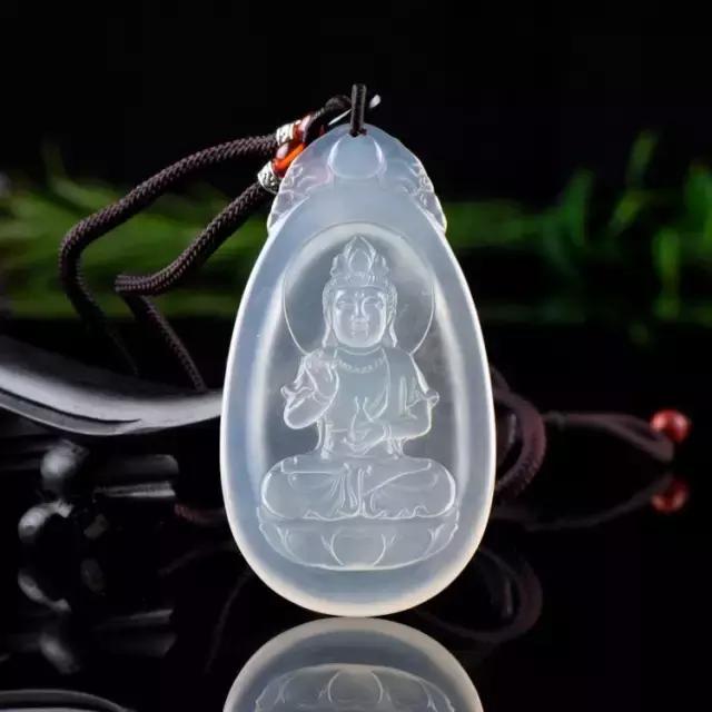 现在黄龙玉手镯的价格是多少,黄龙玉手镯便宜