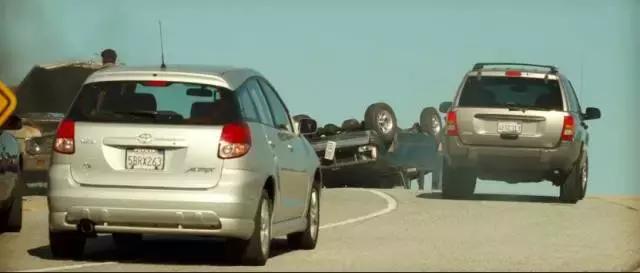 别为美联航*力暴**赶客辩护了,一小撮美帝人就是有歧视病