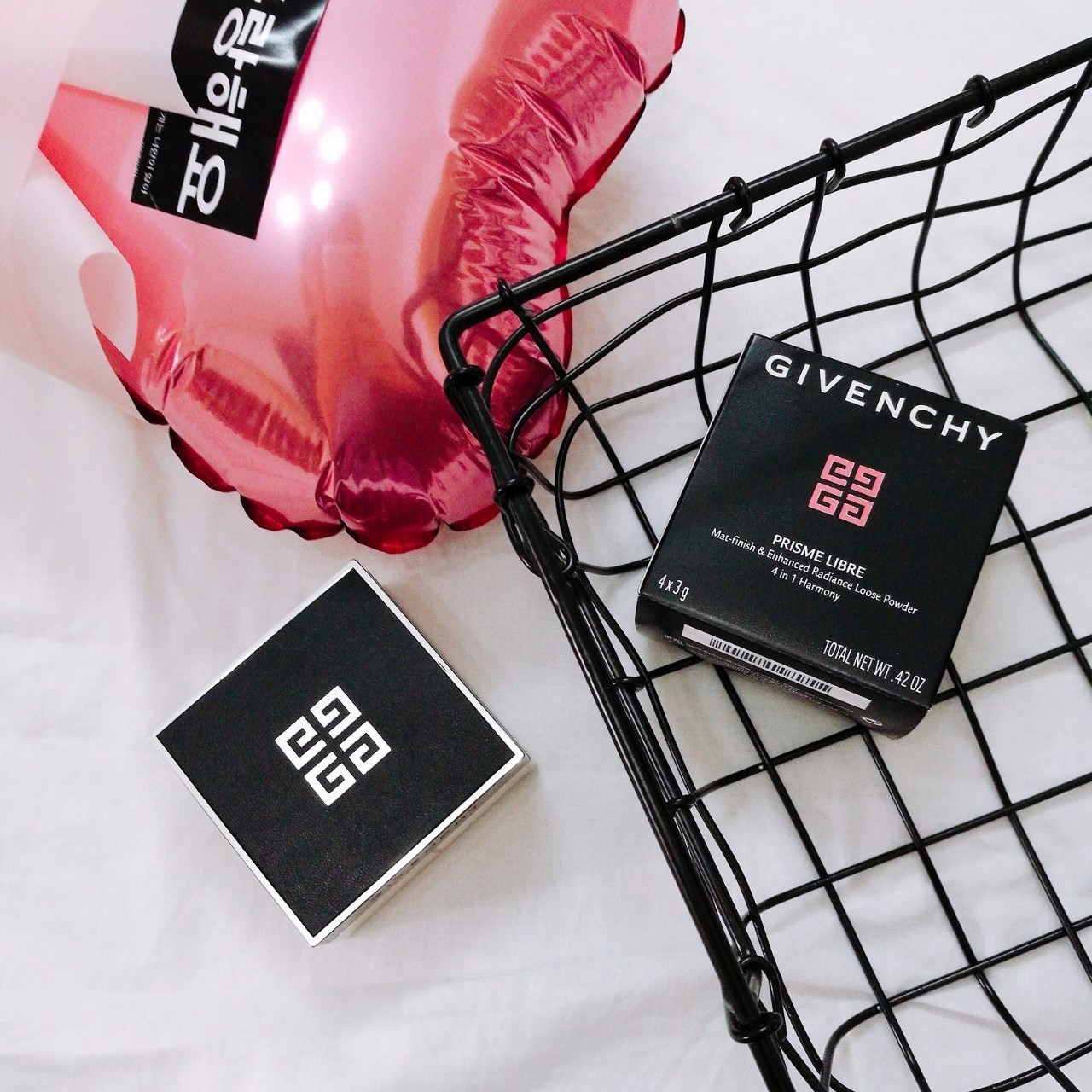 脸上有痘痘怎么化无瑕底妆,痘痘肌底妆不卡粉技巧