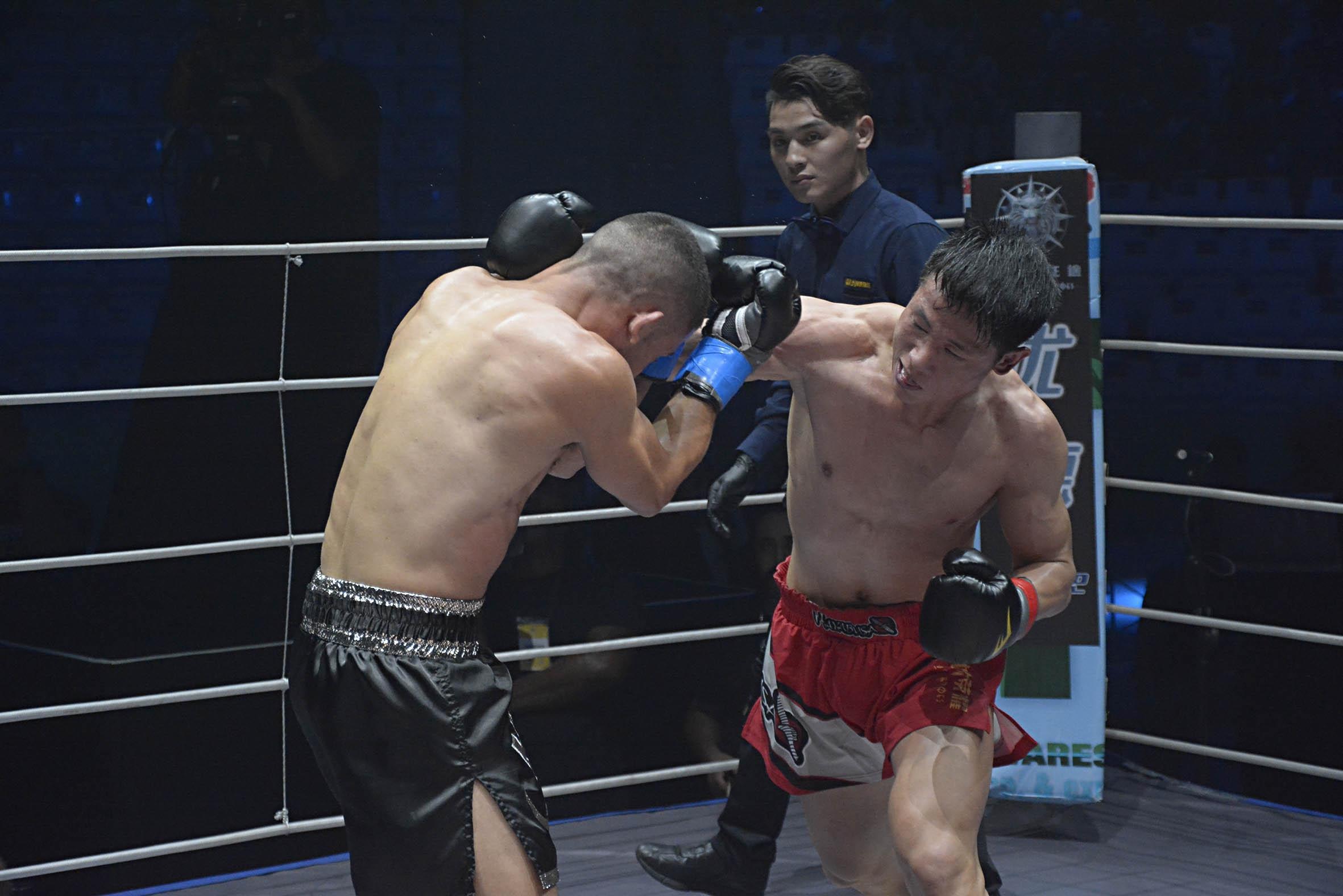 日本颤抖吧，他狂虐世界第一，KO希腊神话，打晕韩国悍将！