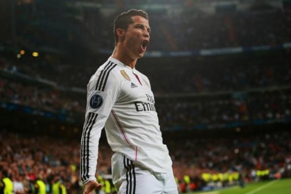 c罗边锋还是中锋,c罗到底是前锋还是中锋还是中场