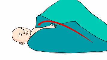 怎么把孩子裹起来睡觉,把孩子裹起来正确方法