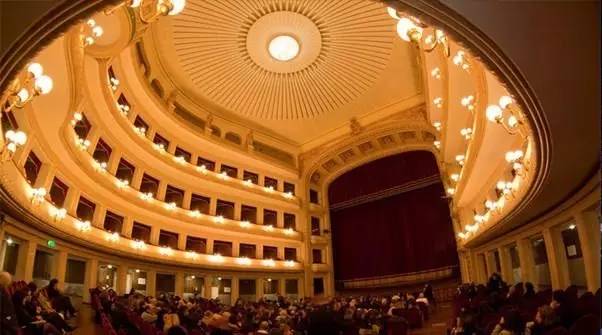 舞蹈成人班户外游学,舞蹈游学