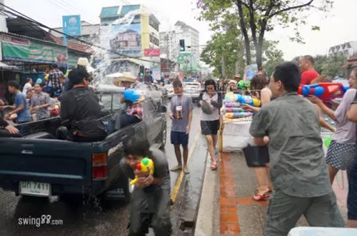 体验一下泰国泼水节,泰国泼水节游玩的最全攻略