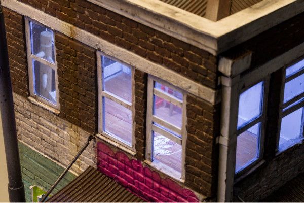 逛这座城市你可能需要一个放大镜