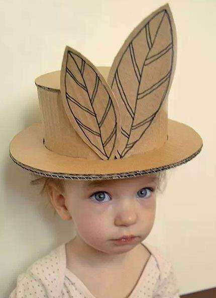 废纸箱做儿童玩具,废纸箱做可爱的宝宝